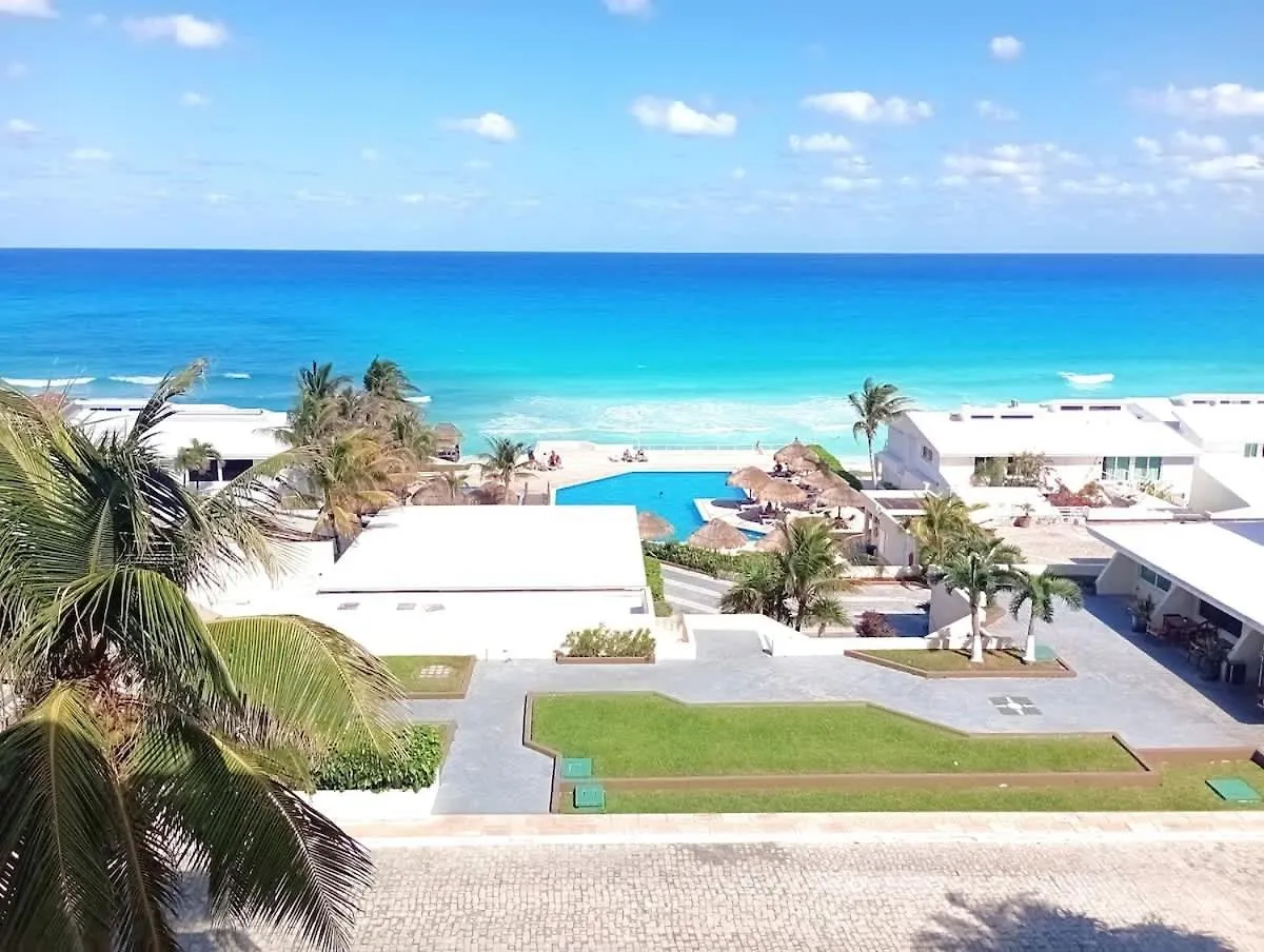 Bonito Departamento En Condominio Con Playa Cancún Mexiko