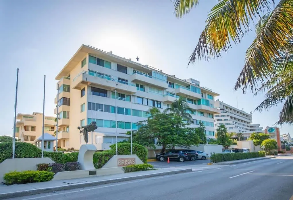 Bonito Departamento En Condominio Con Playa Cancun