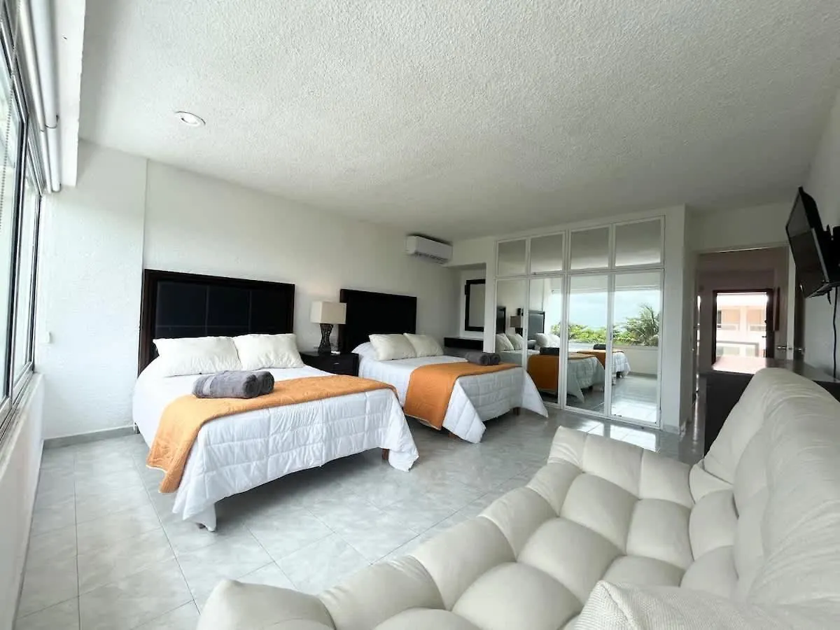 Bonito Departamento En Condominio Con Playa Cancún Apartament